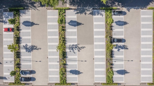 Wasserwelt Wiehl, Parkplatz, Boulevard Silbergrau und Quarzgrau.