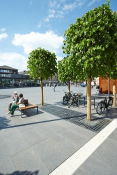 Dinslaken, Neutorplatz, Boulevard Objektfarbe 2495.