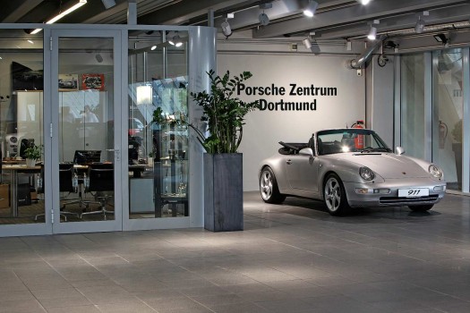 Dortmund, Porsche Zentrum, Boulevard Nardo.