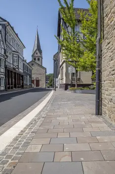 Stadt Wiehl, Innenstadt, Grauwacke.