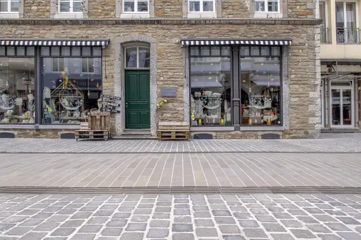 Stadt Stolberg, Fußgängerzone, Grauwacke in Kombination mit Basalt.