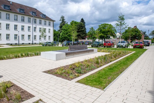 Herford, BildungsCampus, La Linia Objektfarbe 3426.