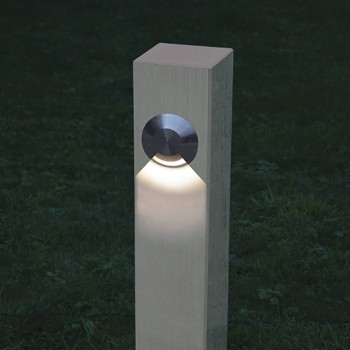 Licht Design und Alessio-Stele (110x15x15 cm) LED-Strahler 90°. 