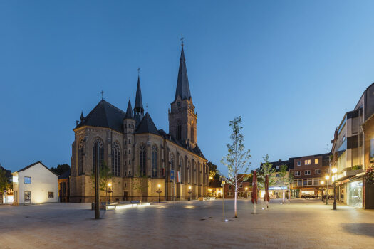 Willich, Marktplatz, Scarino Tricolor.