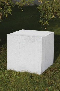 Scala 50 Sitzwürfel Sichtbeton Grau glatt (50 x 50 x 50 cm).