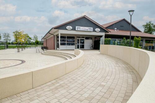 Schulzentrum Garrel Umbriano Granitbeige 2650 024