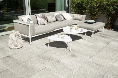 Umbriano Terrassenplatte Quarzbeige 2609 032 Sitzecke modern Terrasse