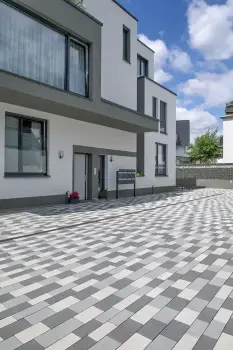 Privatobjekt, Corio Anthrazit, Hellgrau, Graubeige.