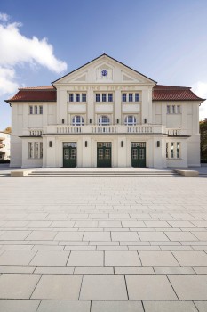 Wolfenbüttel, Lessing Theater, Palladio Farbtöne 11.05, 13.03 in Kombination mit ConceptDesign Farbton 11.05.